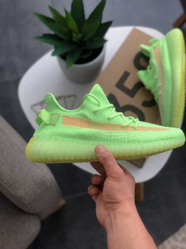 Кросівки чоловічі салатові Adidas Yeezy boost 350 v2 glow in the dark (00555)