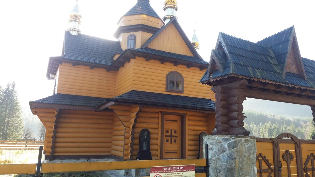 Реставрація дерев'яних будинків