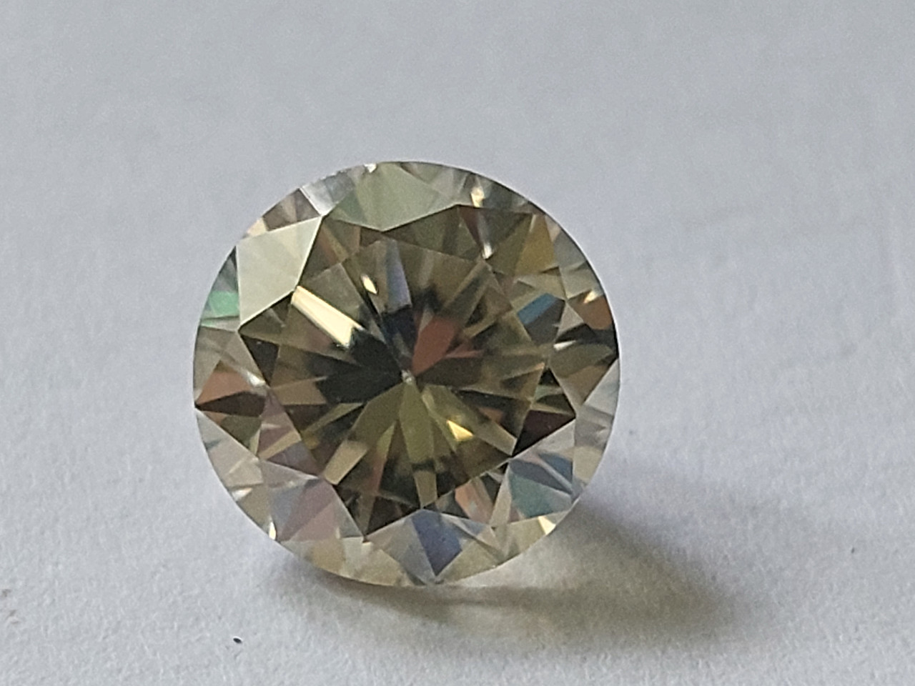 Муассаніт 3.50ct VS1/9.81 mm