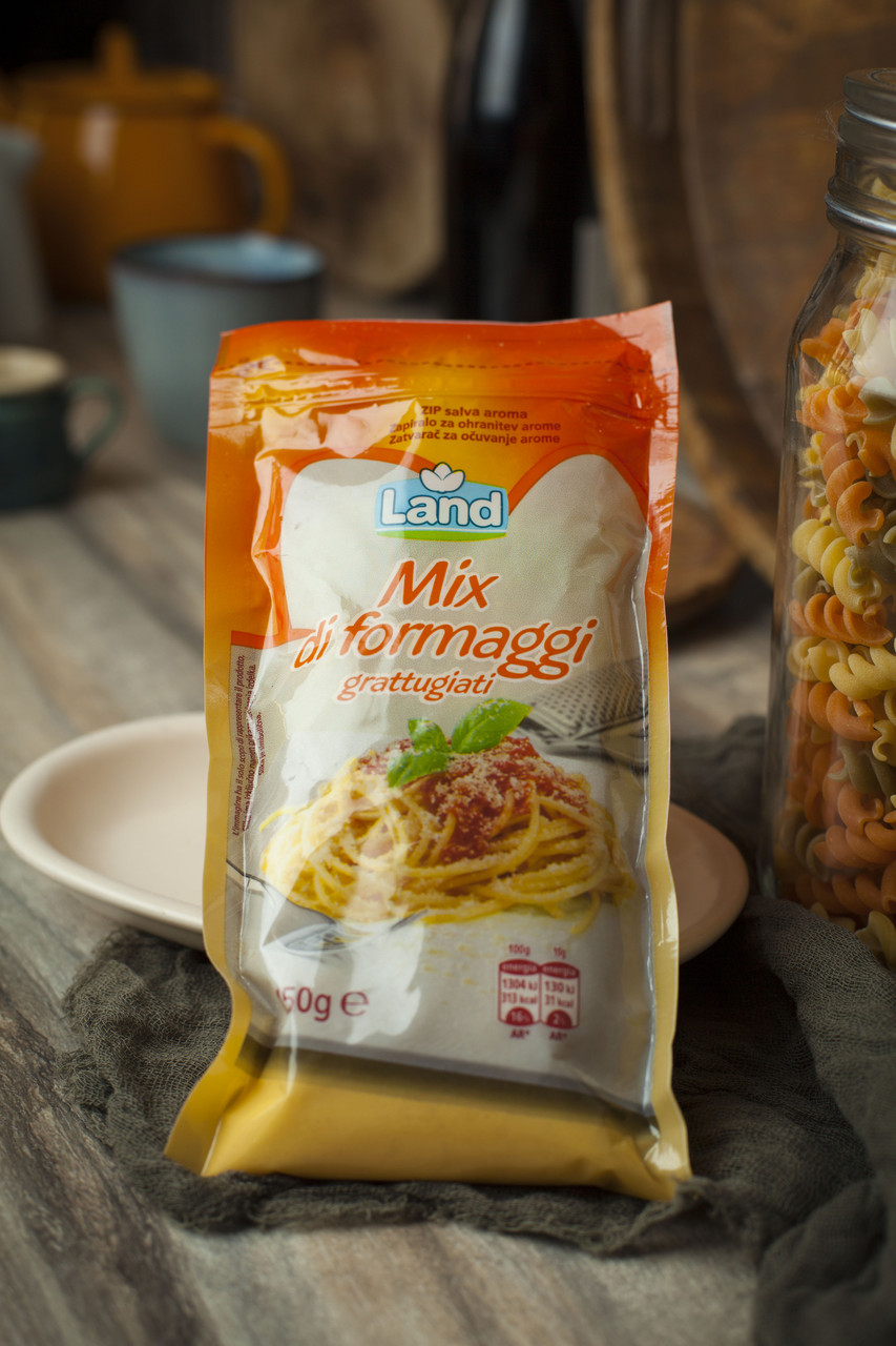 Тертий сир 🧀 "Mix di formaggio grattugiato". 150 гр. Італія