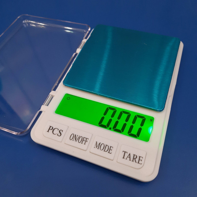 Ювелирные точные весы до 600 грамм