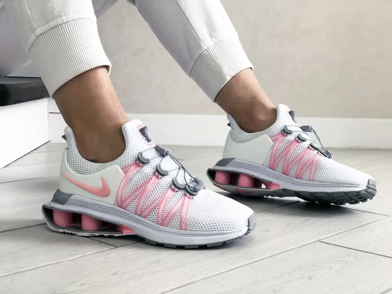 Nike shox gravity womens pink 2025