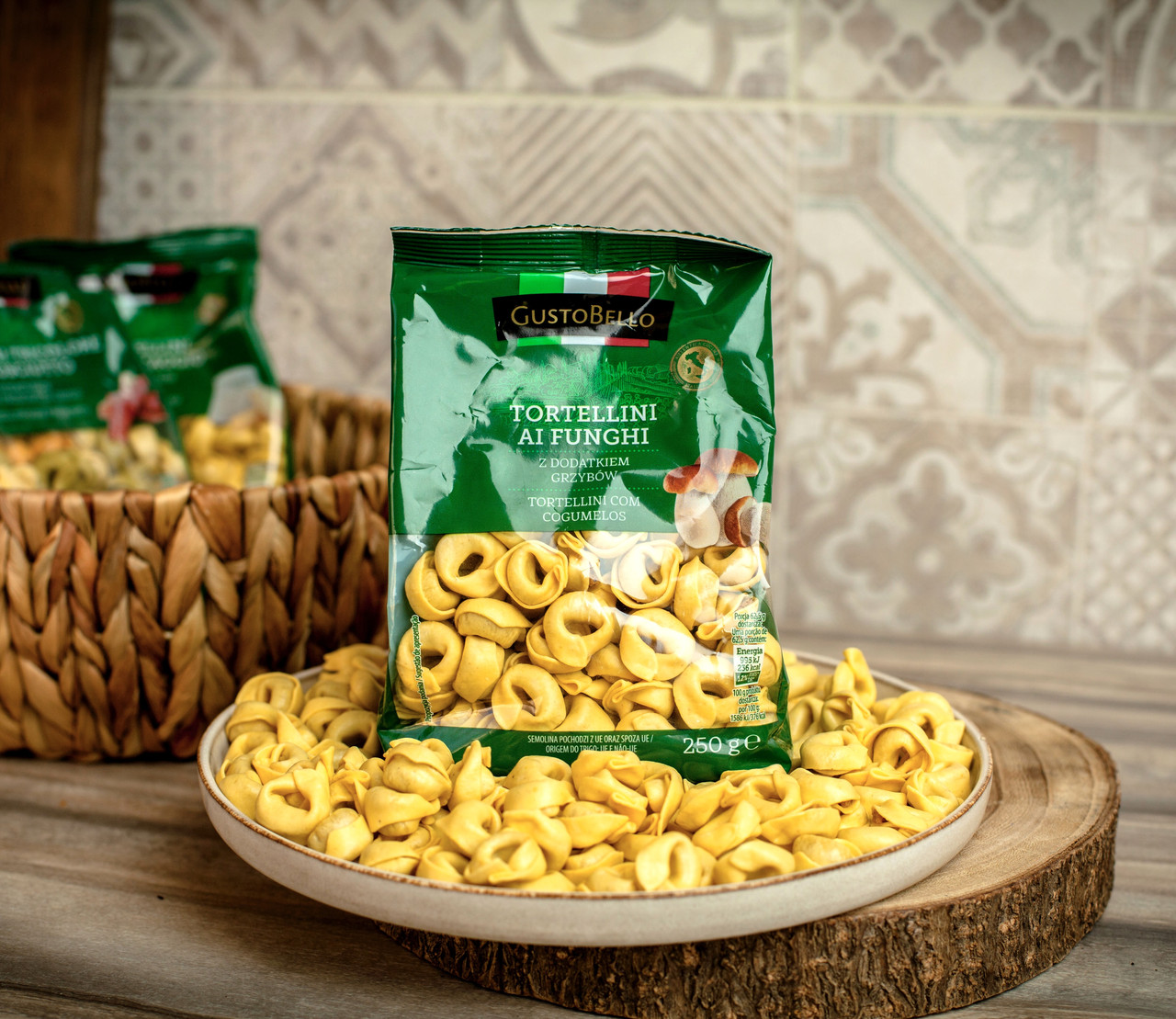 Тортелліні із білими грибами "GustoBello". 250 гр. Італія