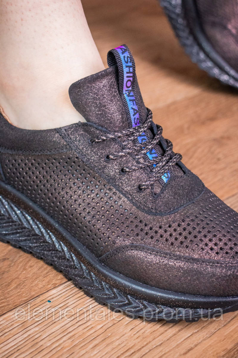 Женские с Перфорацией Кожаные Кроссовки на Танкетке 39 Размер 25 См ...