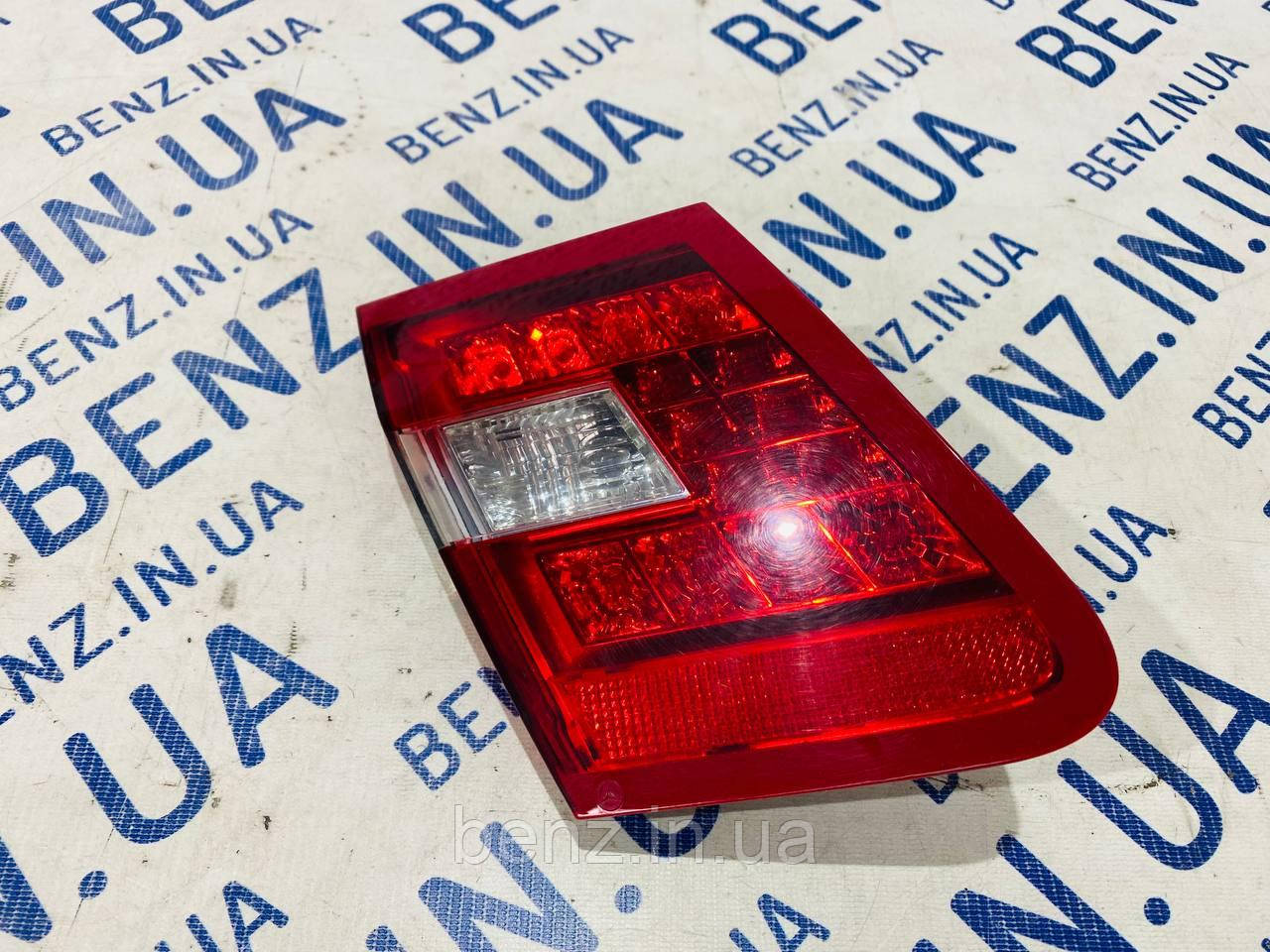 Ліхтар задній лівий Mercedes W212 дорестайл A2129060158