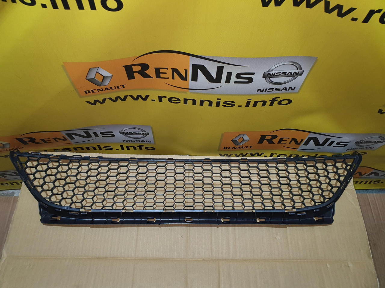 Решітка радіатора нижня Renault Logan (2009-2012) Оригінал Рено Логан, фото 1