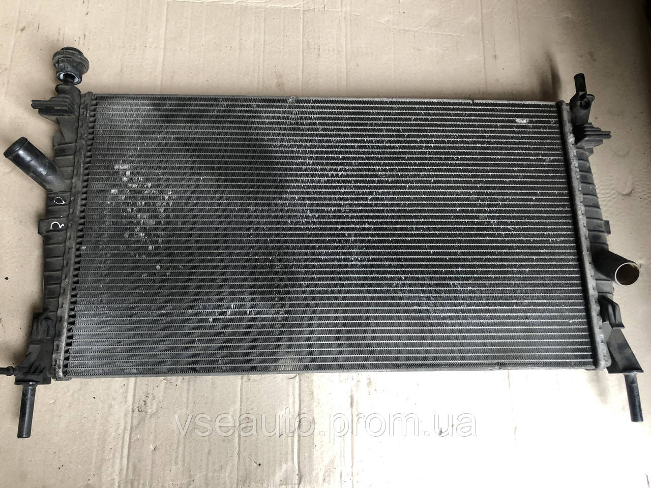 2 радиатор. жирный радиатор 1jz gte. радиатор охлаждения 2л. 0 автомат. радиатор охлаждения 2л.