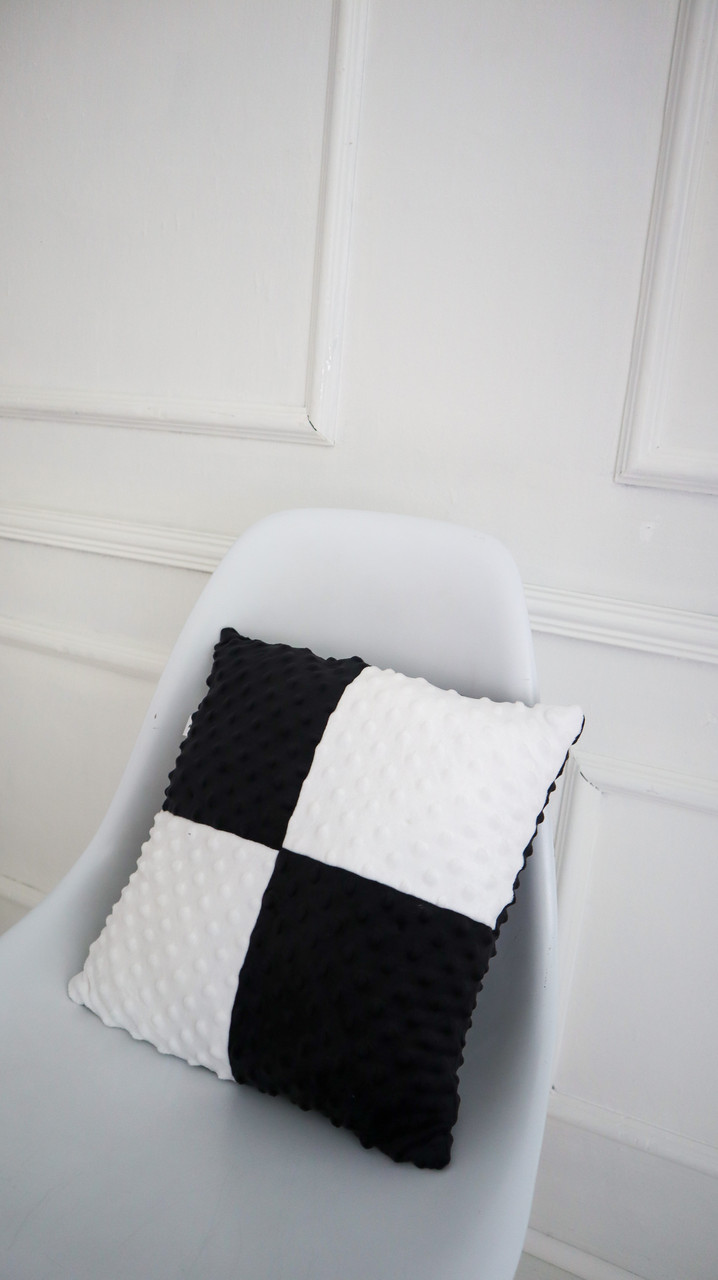 Подушка плюшева декоративна від MinkyHome™ Чорний\Білий 40х40 см