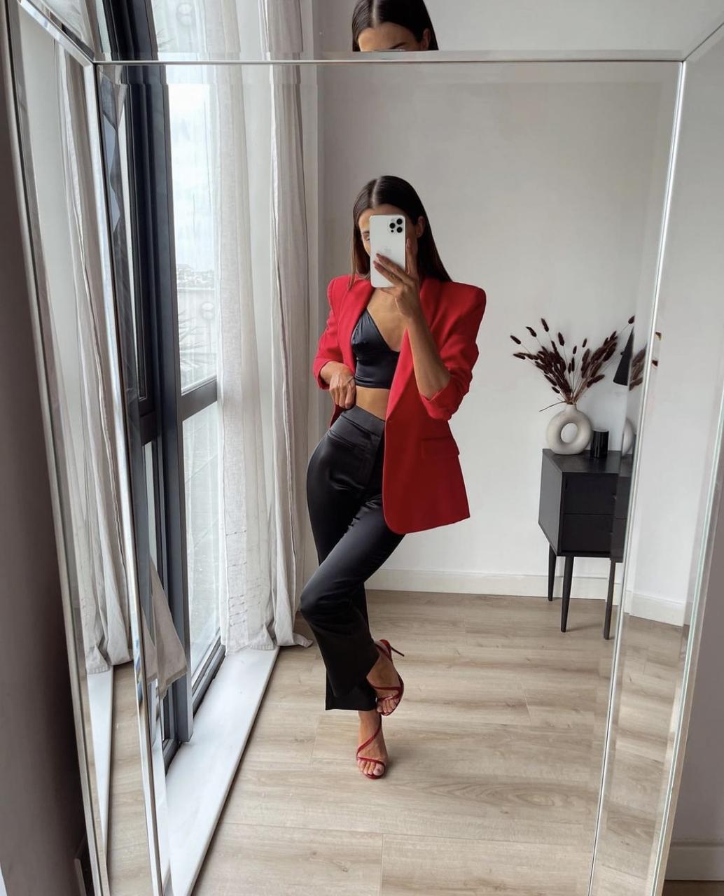 Женский Пиджак Удлиненный с Карманами Красный Fashion — Купить Недорого ...