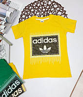 Детская футболка для мальчика с надписью "Adidas" в желтом цвете
