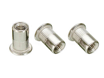 ГАЙКА КЛЕПАЛЬНА З БОРТИКОМ З НЕРЖАВІЮЧОЇ СТАЛІ