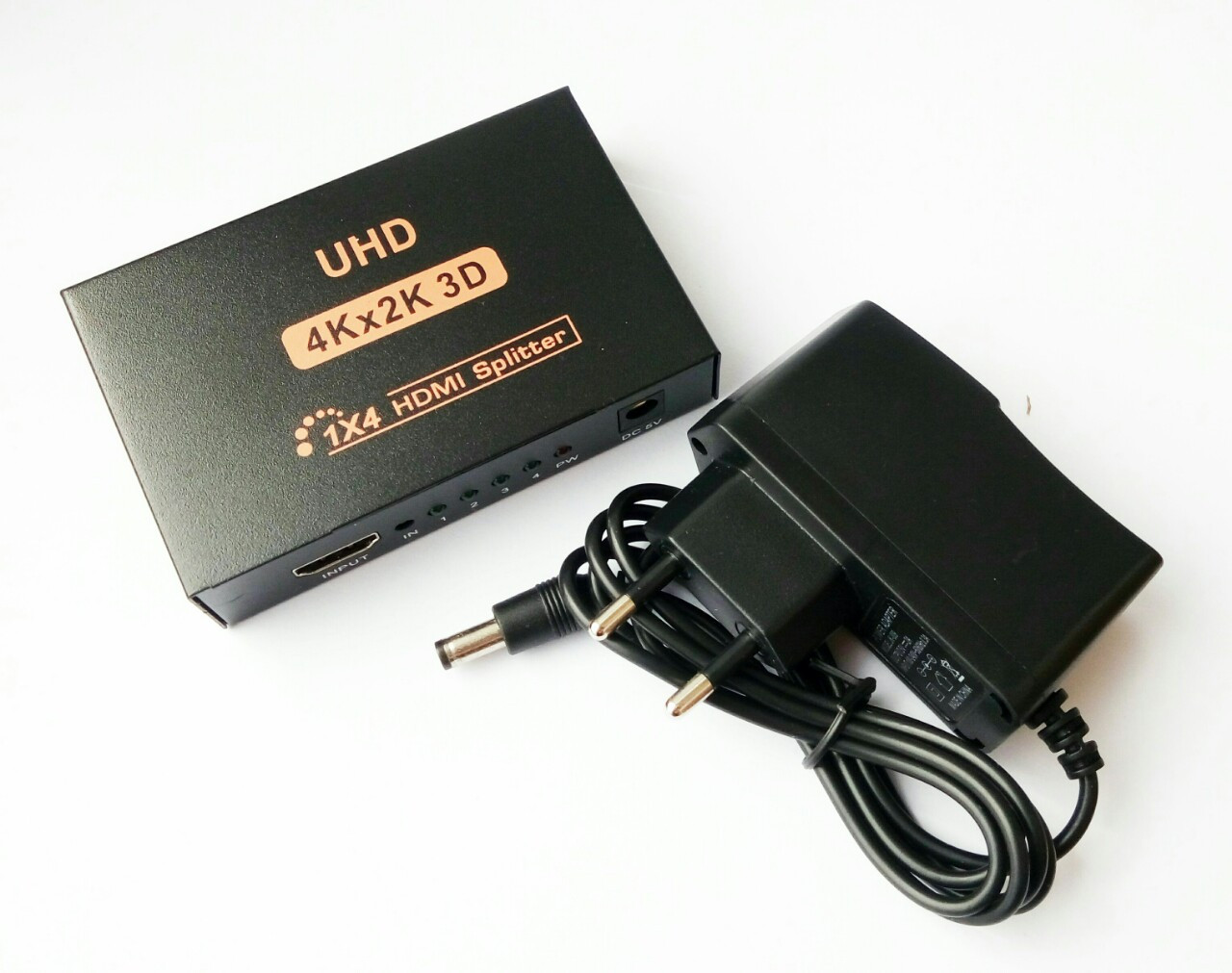 Сплиттер HDMI - 4*HDMI FullHD активный TRY БП в комплекте черный новый - фото 2 - id-p1619944446