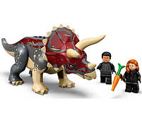LEGO Jurassic World Напад трицератопсу на пікап 210 деталей (76950), фото 8