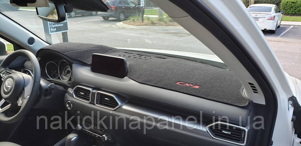 Накидка на панель MAZDA CX-5 2017+