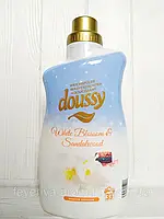 Кондиционер-ополаскиватель для белья Doussy White Blossom (33 стирки) 1L 02124