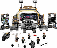 LEGO Super Heroes DC Batman Бетпечера: сутичка із Загадником 581 деталь (76183), фото 3