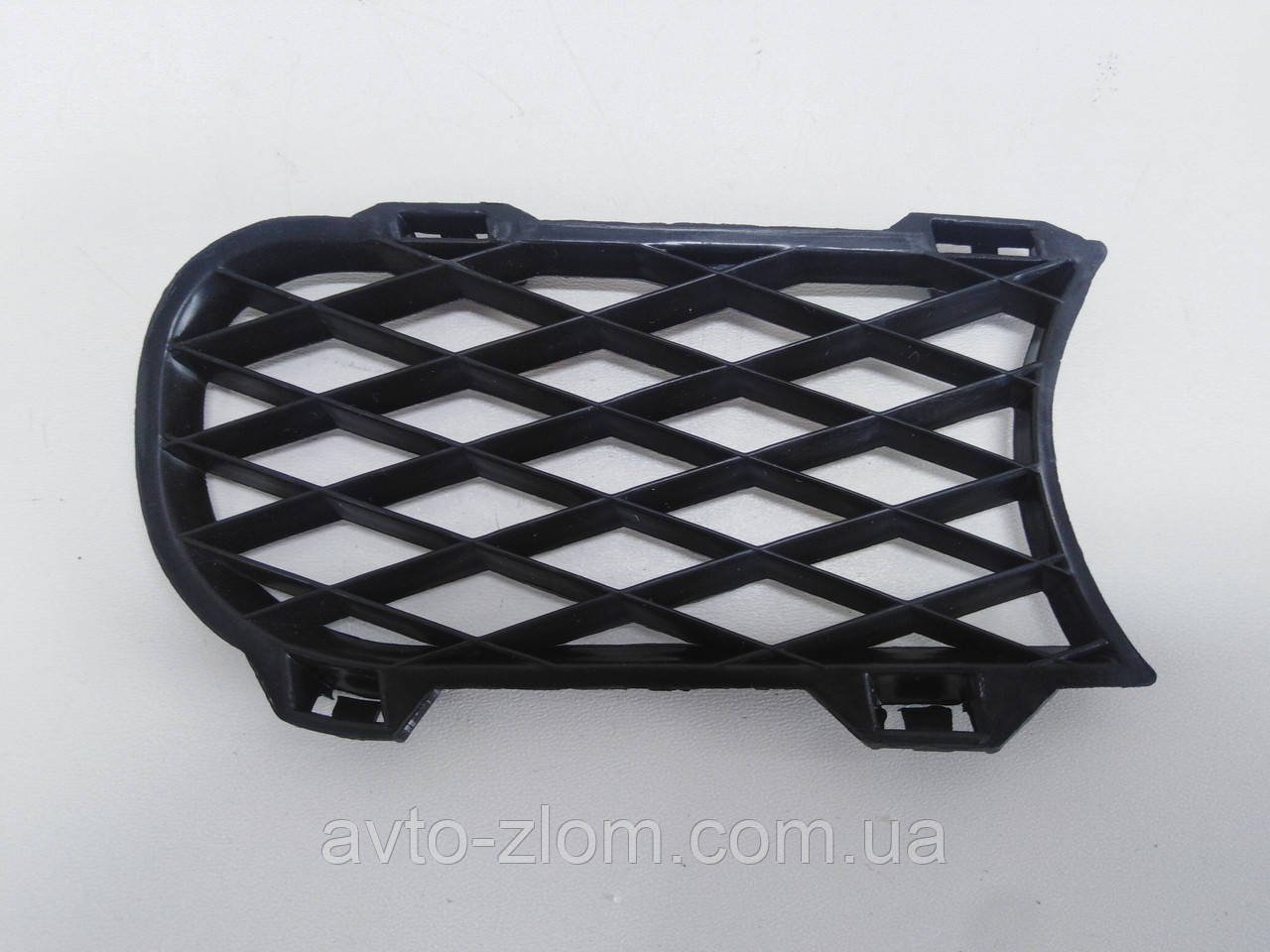 Решітка протитуманної фари Volkswagen Touareg, Туарег. Ліва. 7L6853683., фото 1