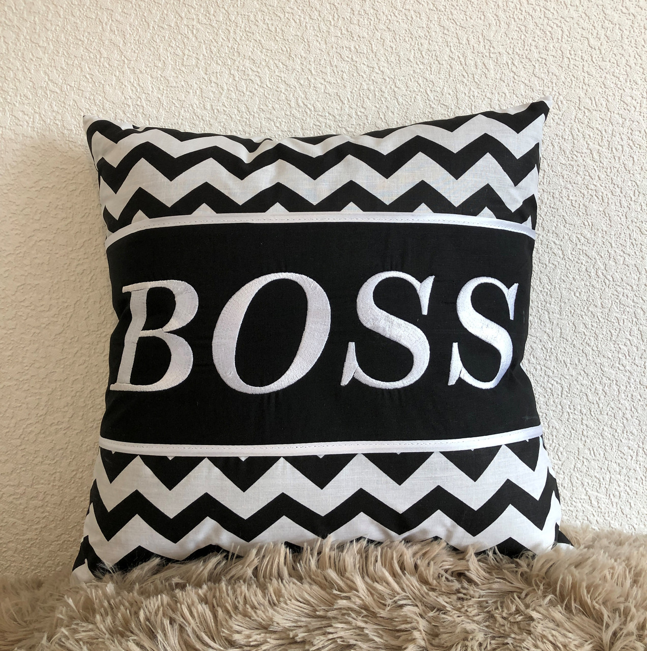 Подарункова подушка BOSS