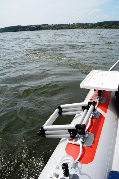 сходи для човна ― трап ― fasten borika