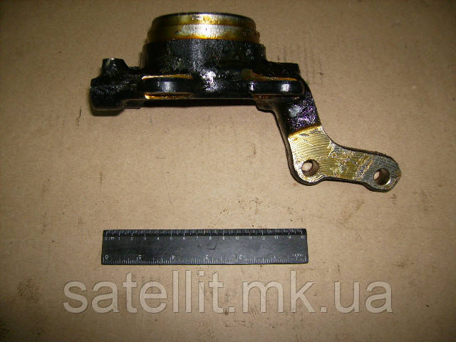 Кулак поворотний 2108 правий, 21080-30101400