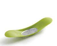 Пресс для чеснока Joseph Joseph Garlic Rocker - Green 20062