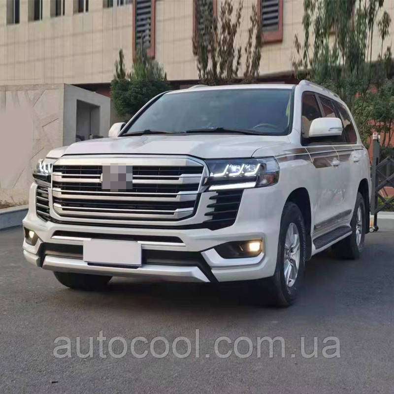 Передній бампер LC200 Toyota Land Cruiser 2016-2020 р.в. стиль 2021