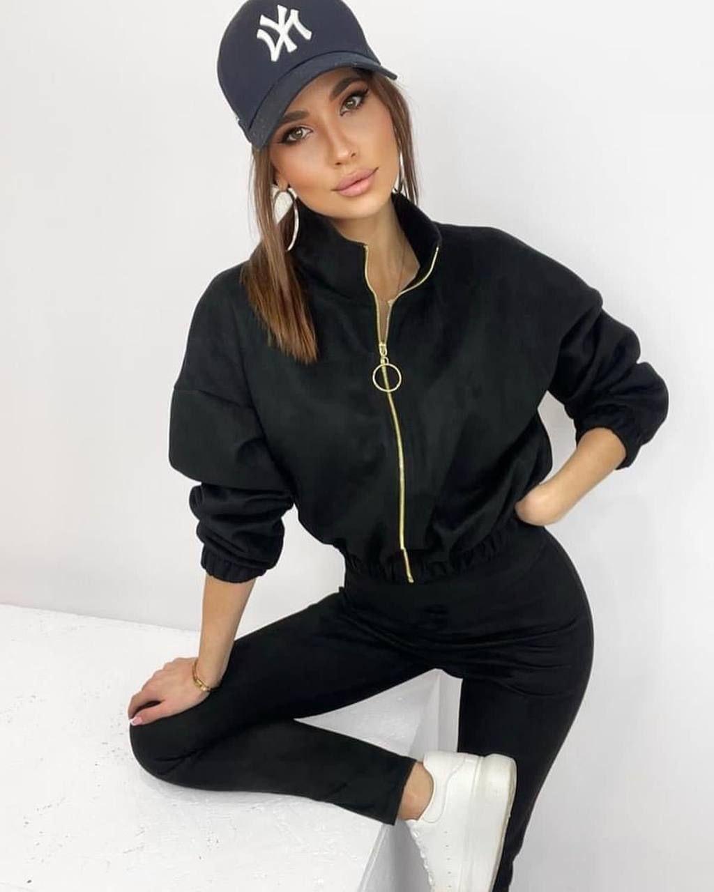 Крутий жіночий костюм кофта на блискавці та штани замші