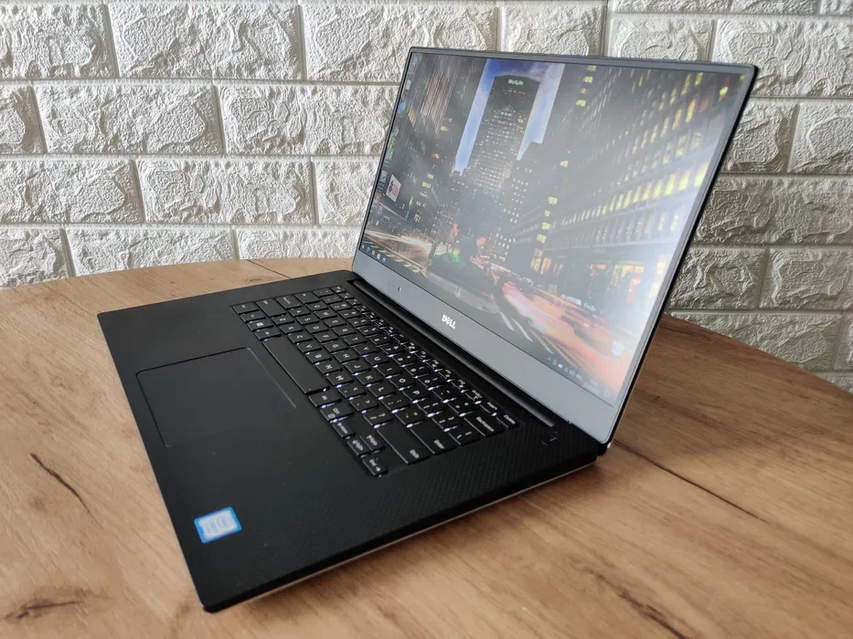 Windowsノート本体 Dell Precision5520 core i7 7820HQ Quadro Ноутбук