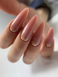 Нарощування нігтів