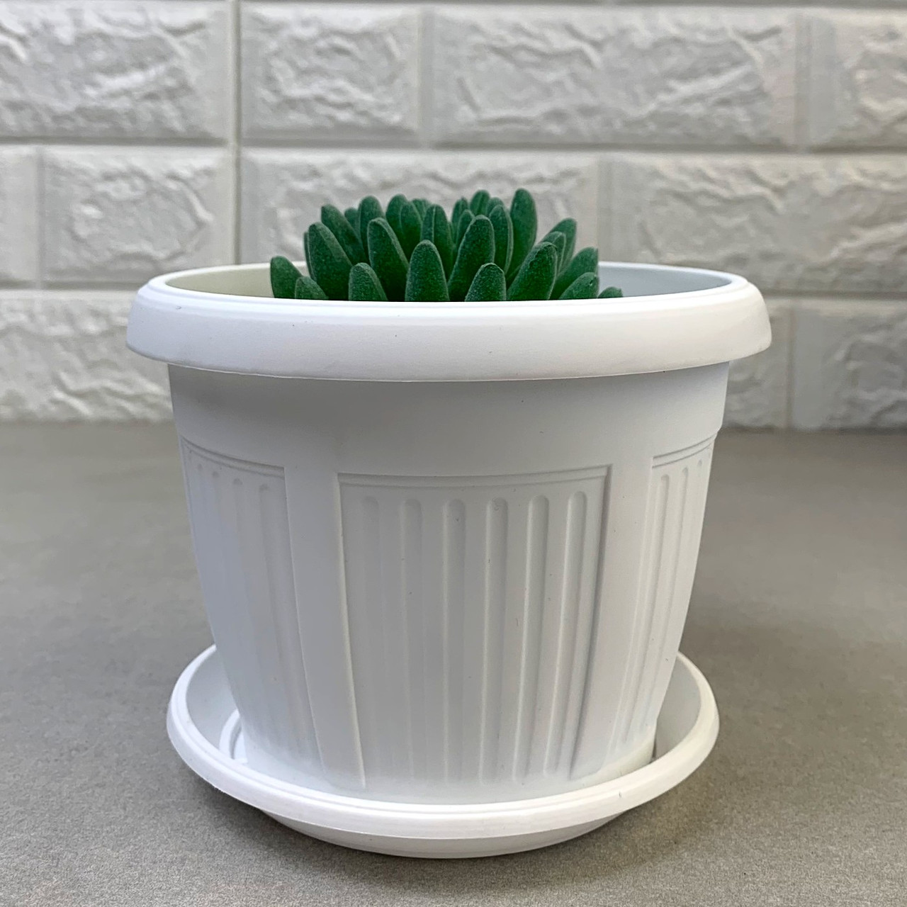 Маленький білий квітковий вазон з піддоном 16*12см 1,4л, Ніколь Алеана