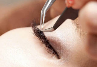 Нарощування вій