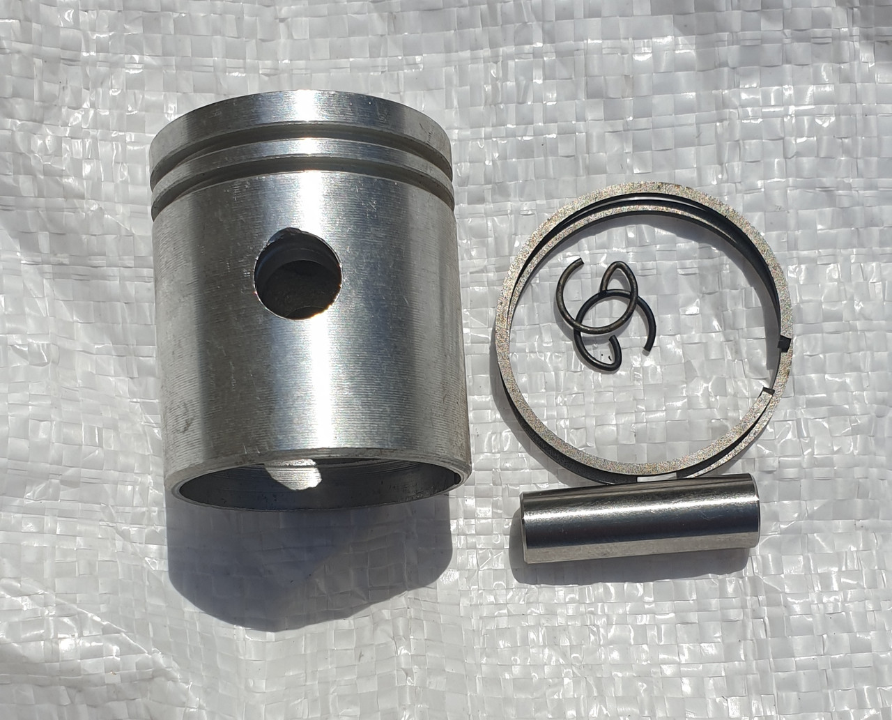 Д-8 мпед поршень 0/00/000/1р/2р кільця, палець, стопора, фото 1