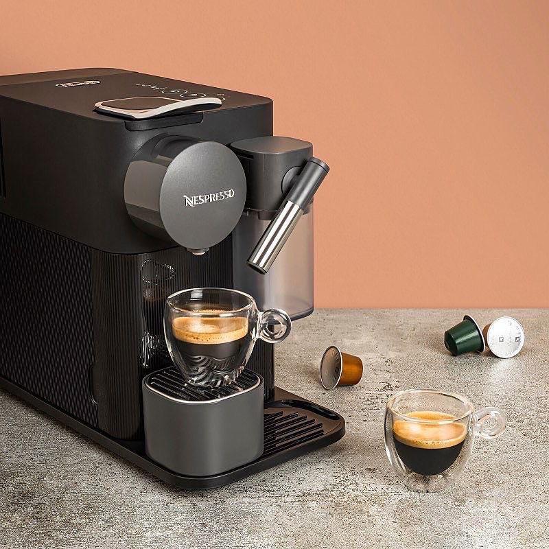 Кофемашина DeLonghi / Nespresso Lattissima One EN510/F121 Black