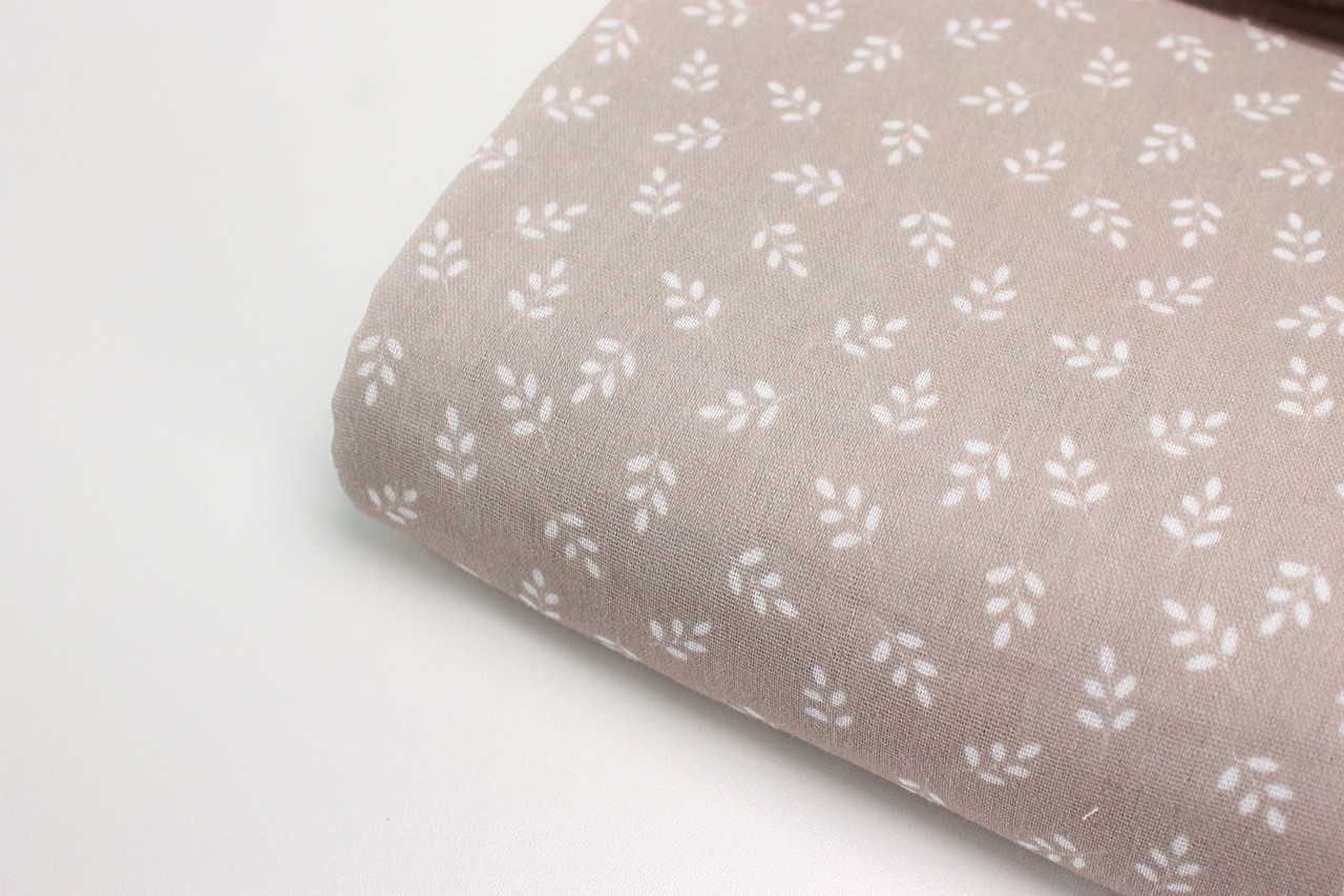 Муслін жатий цифровий друк "Біле листя" фон капучіно № МЦ 1-014, фото 1