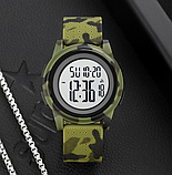 Хороші бюджетні чоловічі армійські та тактичні годинники кварцові з каучуковим ремінцем, фото 2