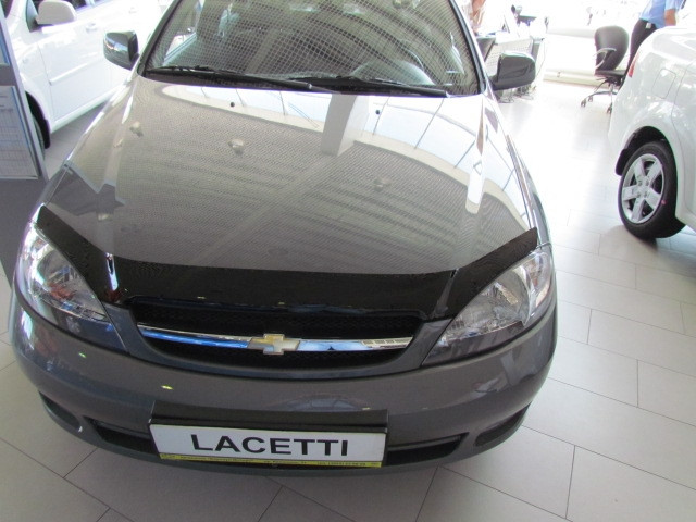 Мухобойка, дефлектор капота Chevrolet Lacetti 2004- (Хетчбек) /Daewoo Gentra 2013- (Седан) (Sim)