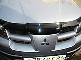 Мухобойка, дефлектор капота Mitsubishi Outlander 2001-2007 (Sim), фото 3