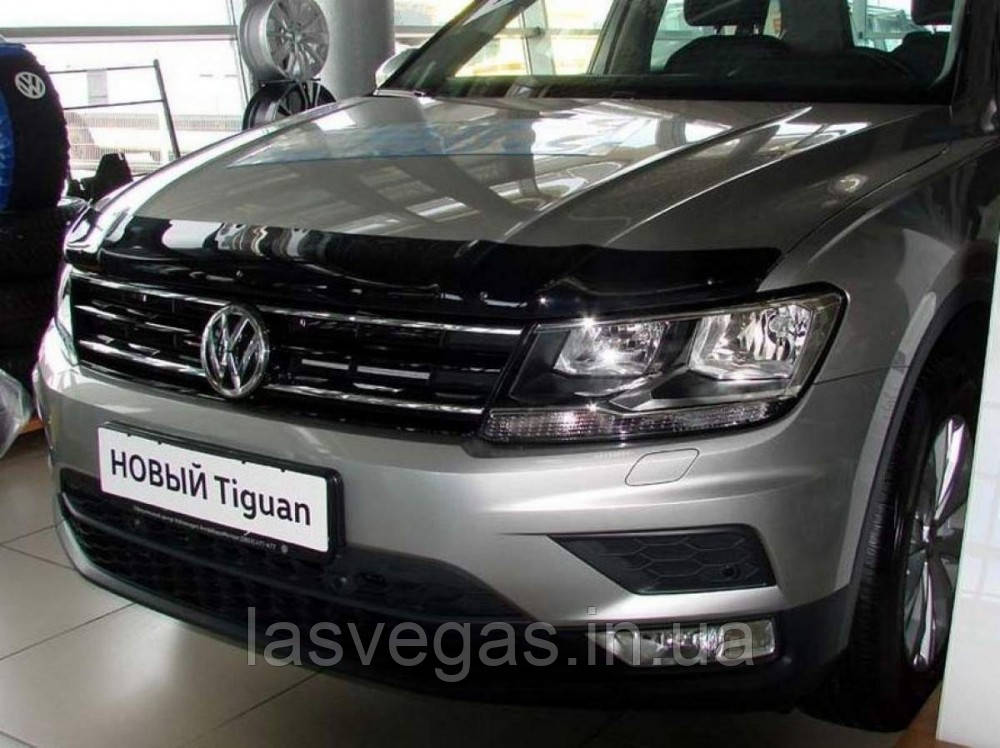 Мухобойка, Дефлектор капота Volkswagen Tiguan 2017- (Sim)