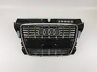 Решетка радиатора Audi A3 2008-2012год Черная с хромом (в стиле S-Line)