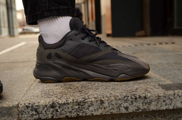 Adidas boost 700 waverunner sales
