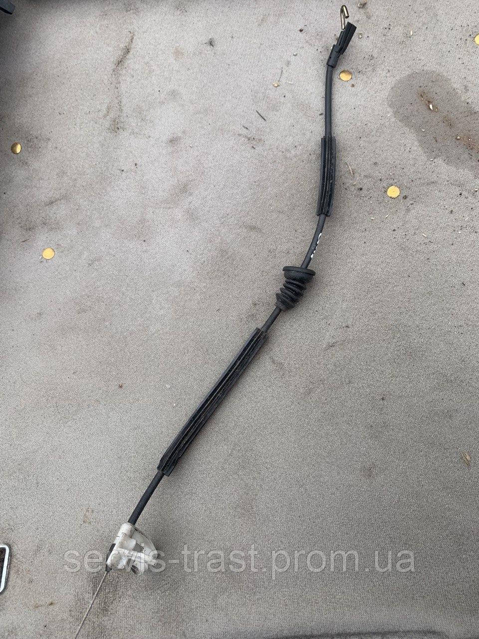 Тросик дверцят Volkswagen Golf 4, фото 1