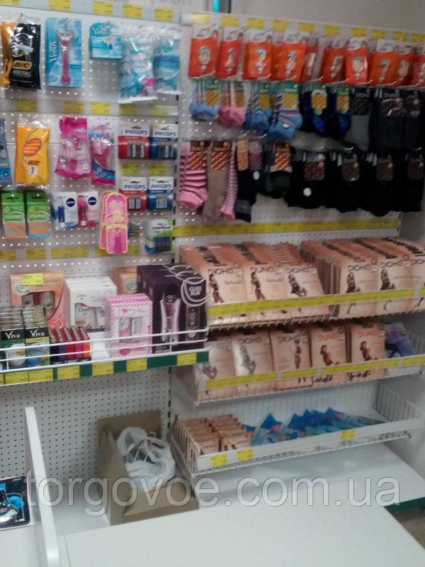 Новые торговые стеллажи с перфорацией WIKO Украина для магазина зоотоваров под аксессуары - фото 5 - id-p31143170
