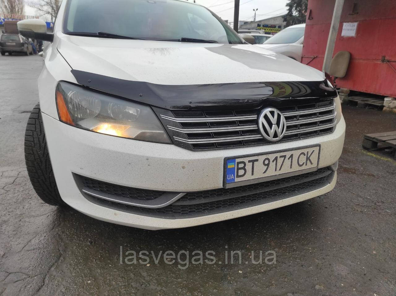Дефлектор капота Volkswagen Passat B7 (Американець) 2011-2015 (Sim)