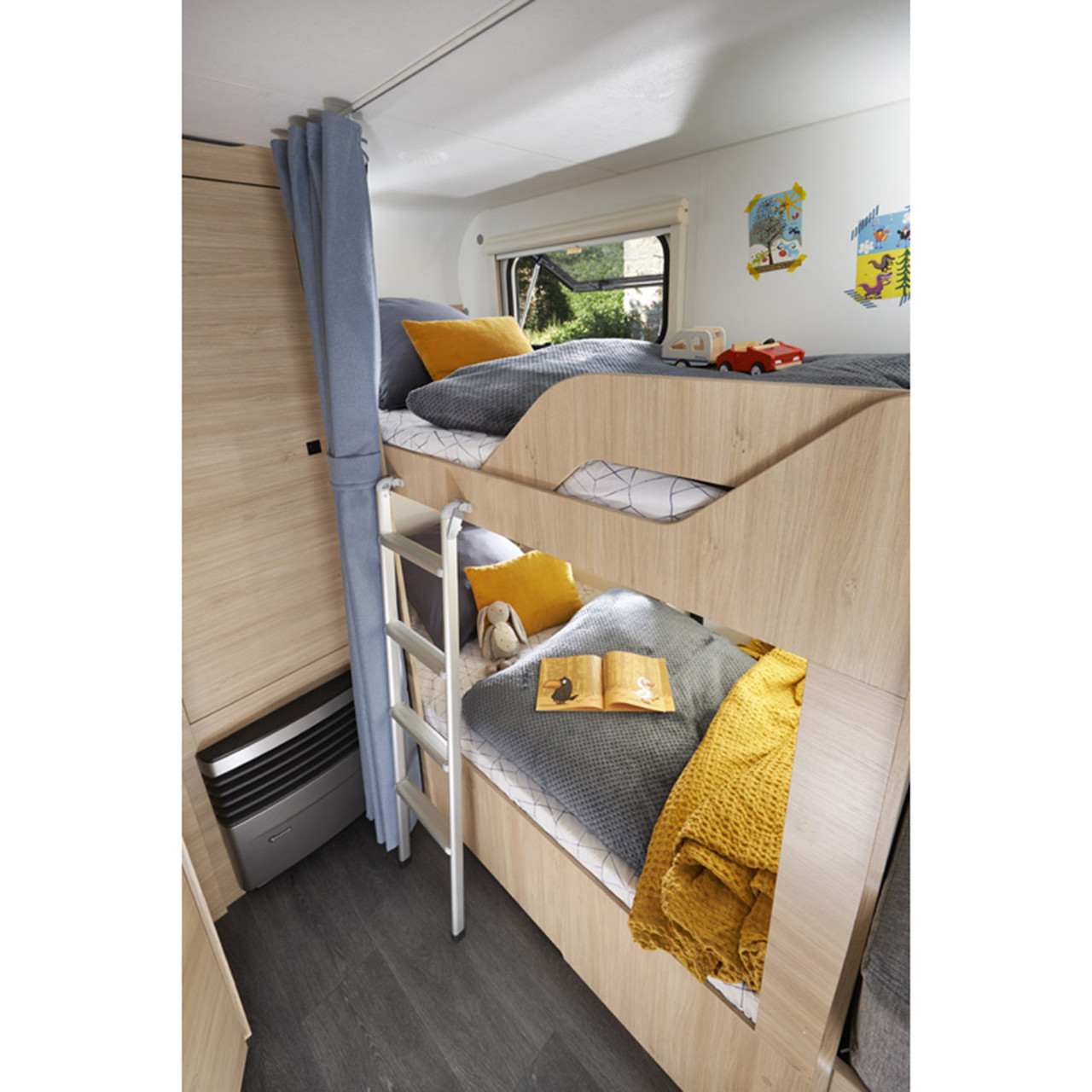 Дом на колесах Caravelair Alba 466 Family - фото 6 - id-p1627764060