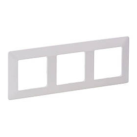 Рамка Legrand Valena Life біла 3-кратна 754003
