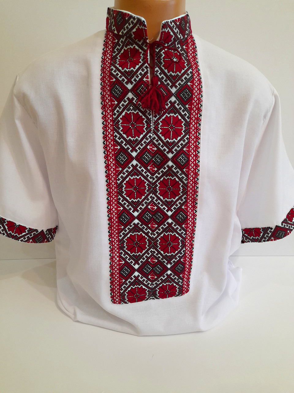 Чоловіча Вишиванка.