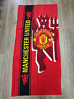 Полотенце пляжное с символикой FC Manchester United.