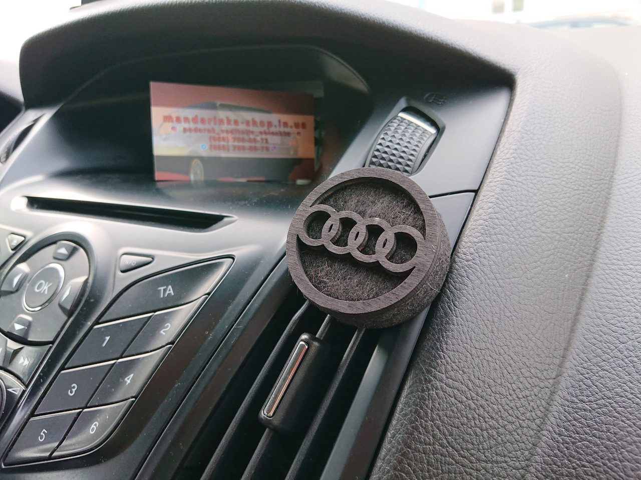 Ароматизатор Audi на дефлектор, парфум для Ауді