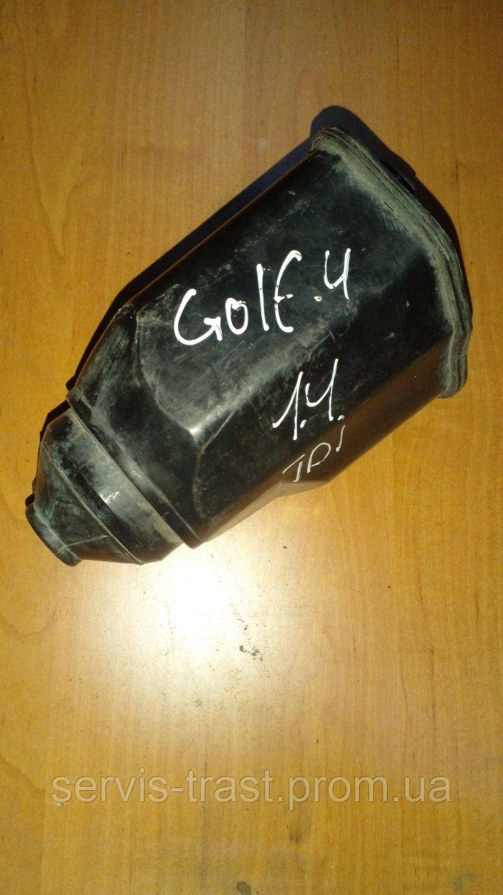 Абсорбер Volkswagen Golf 4