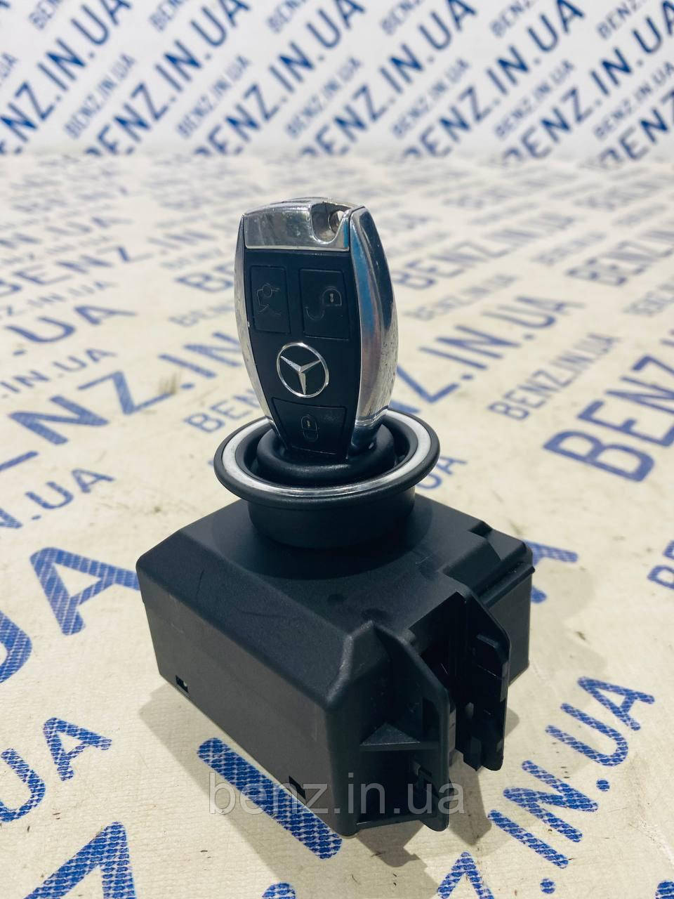 Замок запалювання Mercedes W212 дорестайл A2129055600